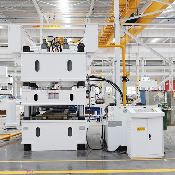 1200噸鋼木門壓花機